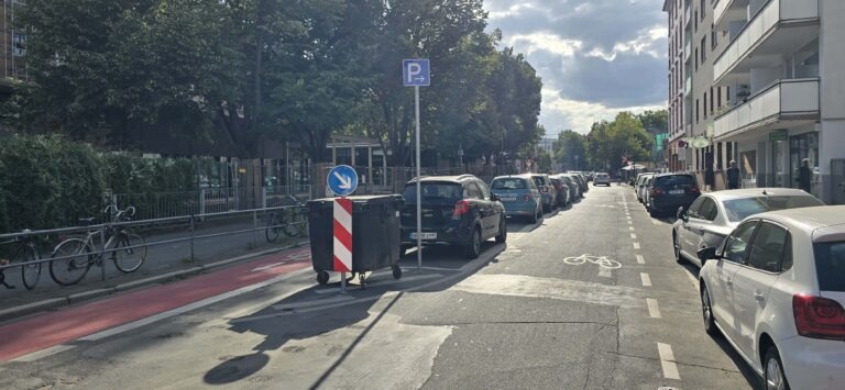 Endlich umgesetzt: Radweg Willemer Straße und Querung an der Dreieichstraße